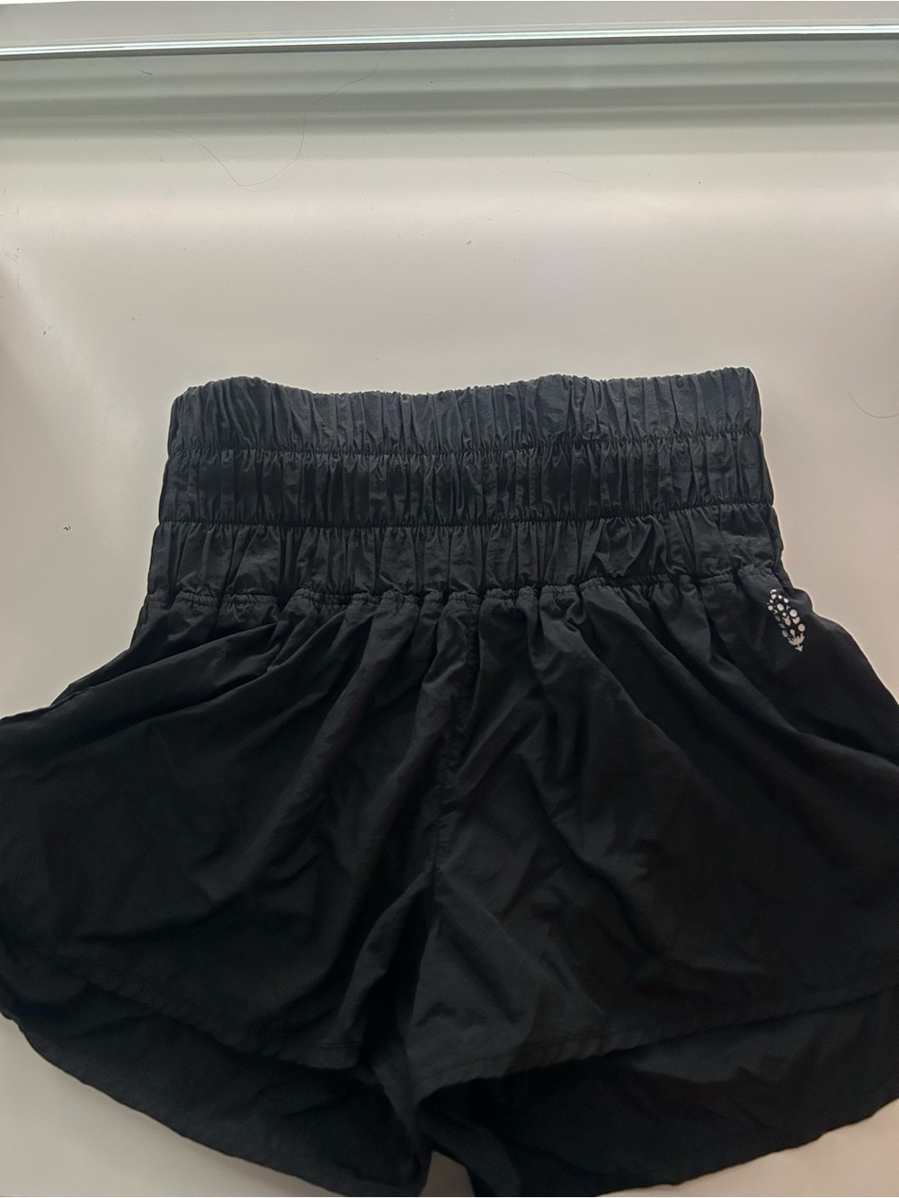 Black free people movement shorts size small
